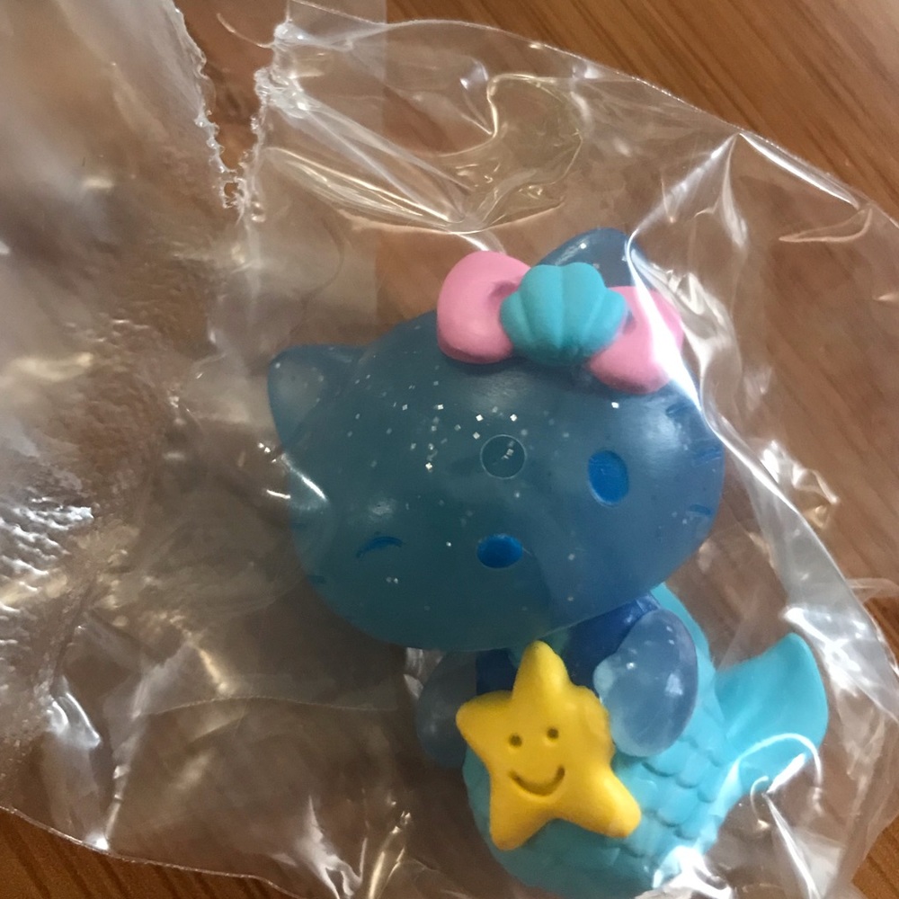 Full set Hello Kitty Mini Collectible Figures - Picture 4 of 8